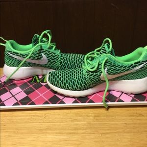 Nike women’s shoes